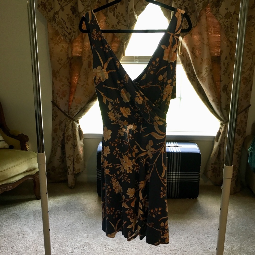 Loft sleeveless pull over floral dress, new